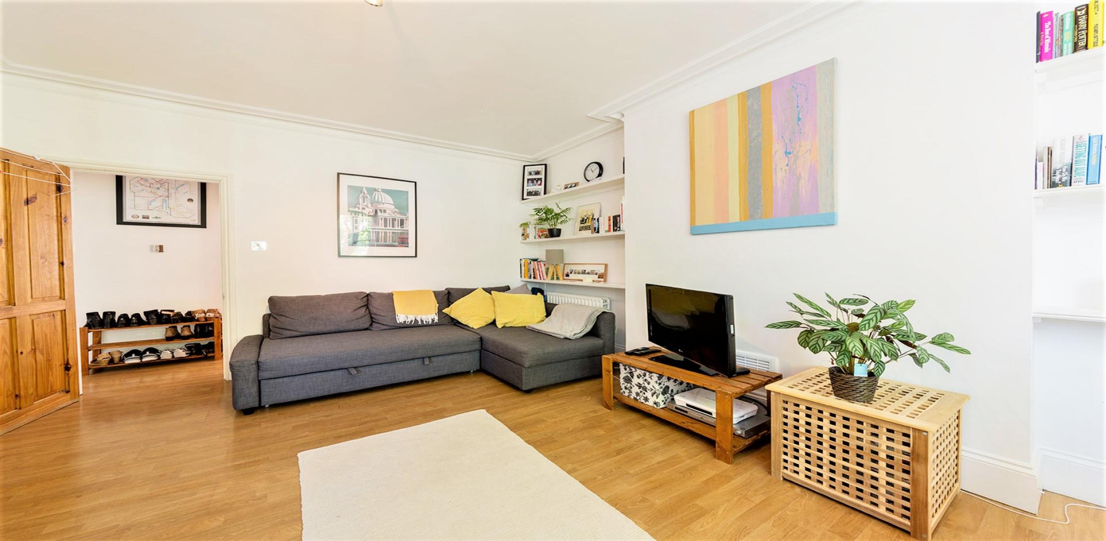			1 Bedroom, 1 bath, 1 reception Flat			 Hemstal Road, WEST HAMPSTEAD